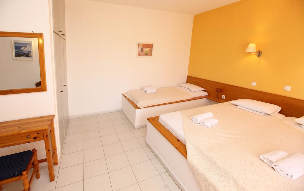 Amarilia Aparthotel Skala Rachoni  Exterior photo